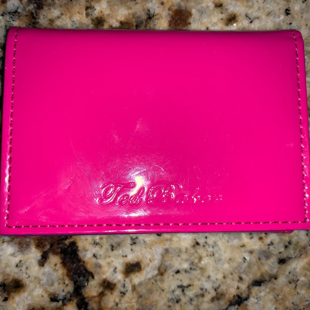 Hot Pink Patent Leather tri-fold card holder